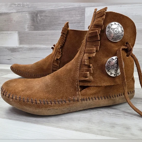 Soft Sole Minnetonka Women's Ankle Boots Minnetonka Shoes